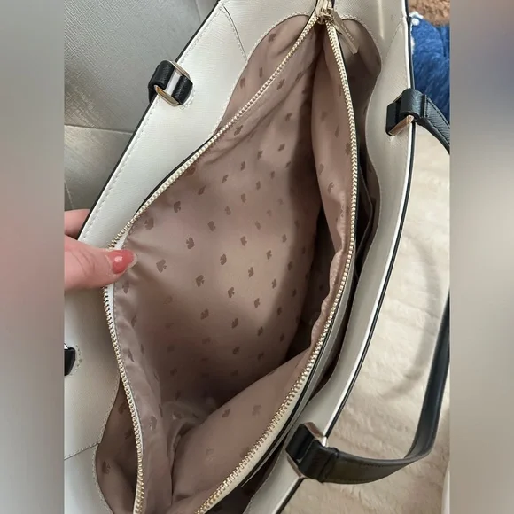 Kate Spade Beige Tote Bag- SEE ALL PHOTOS AND DESCRIPTION - Picture 10 of 11